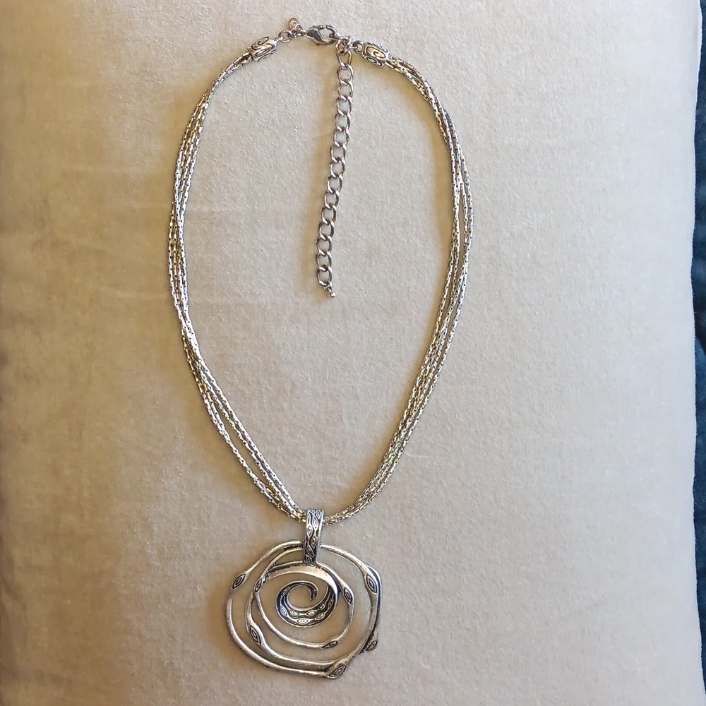 Silver Swirl  Pendant Necklace